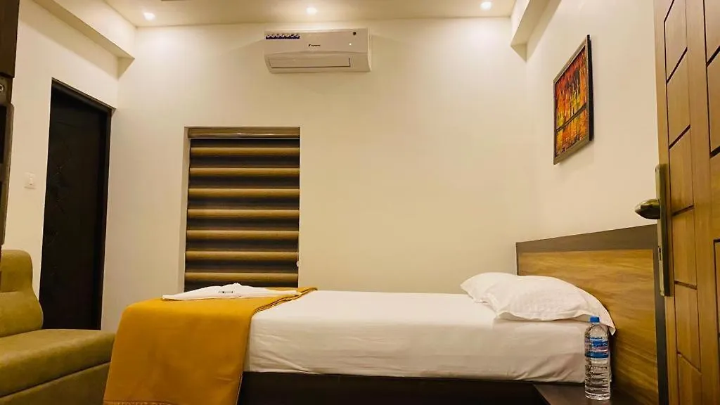 Hotel Pooja Inn Guruvayur