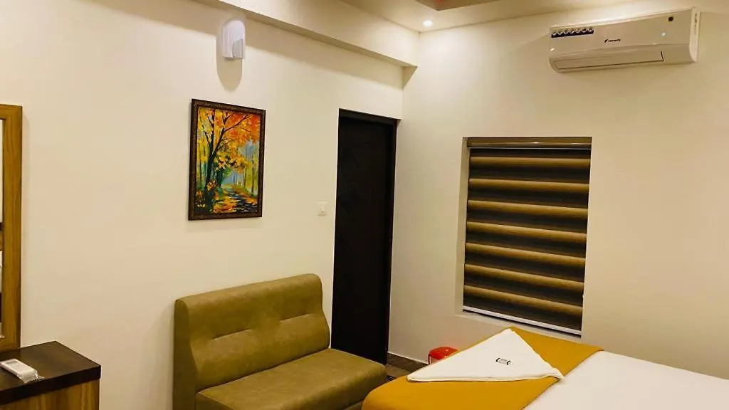 Pooja Inn Guruvayur Hotel