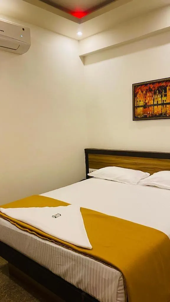 Hotel Pooja Inn Guruvayur