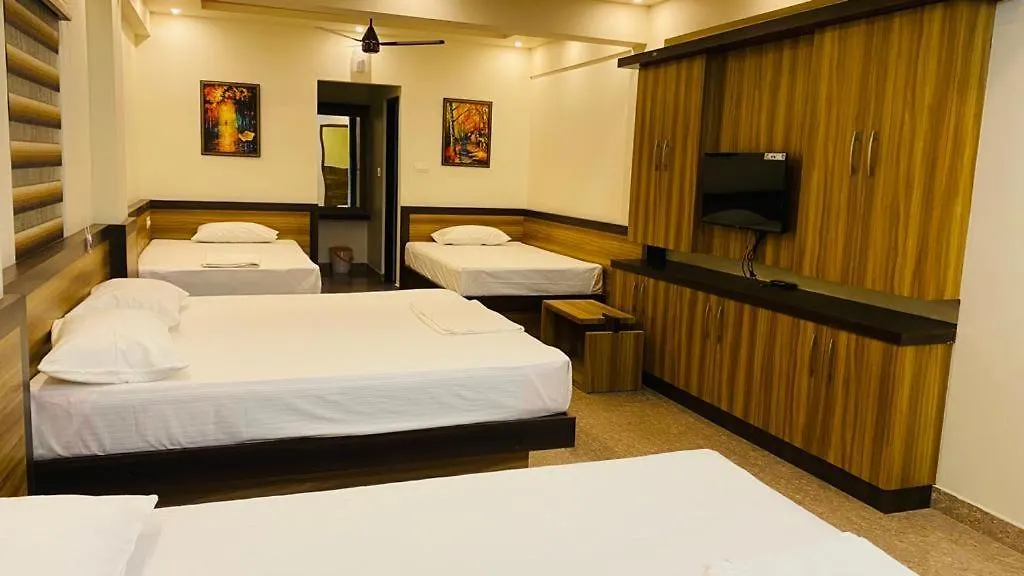 Hotel Pooja Inn Guruvayur